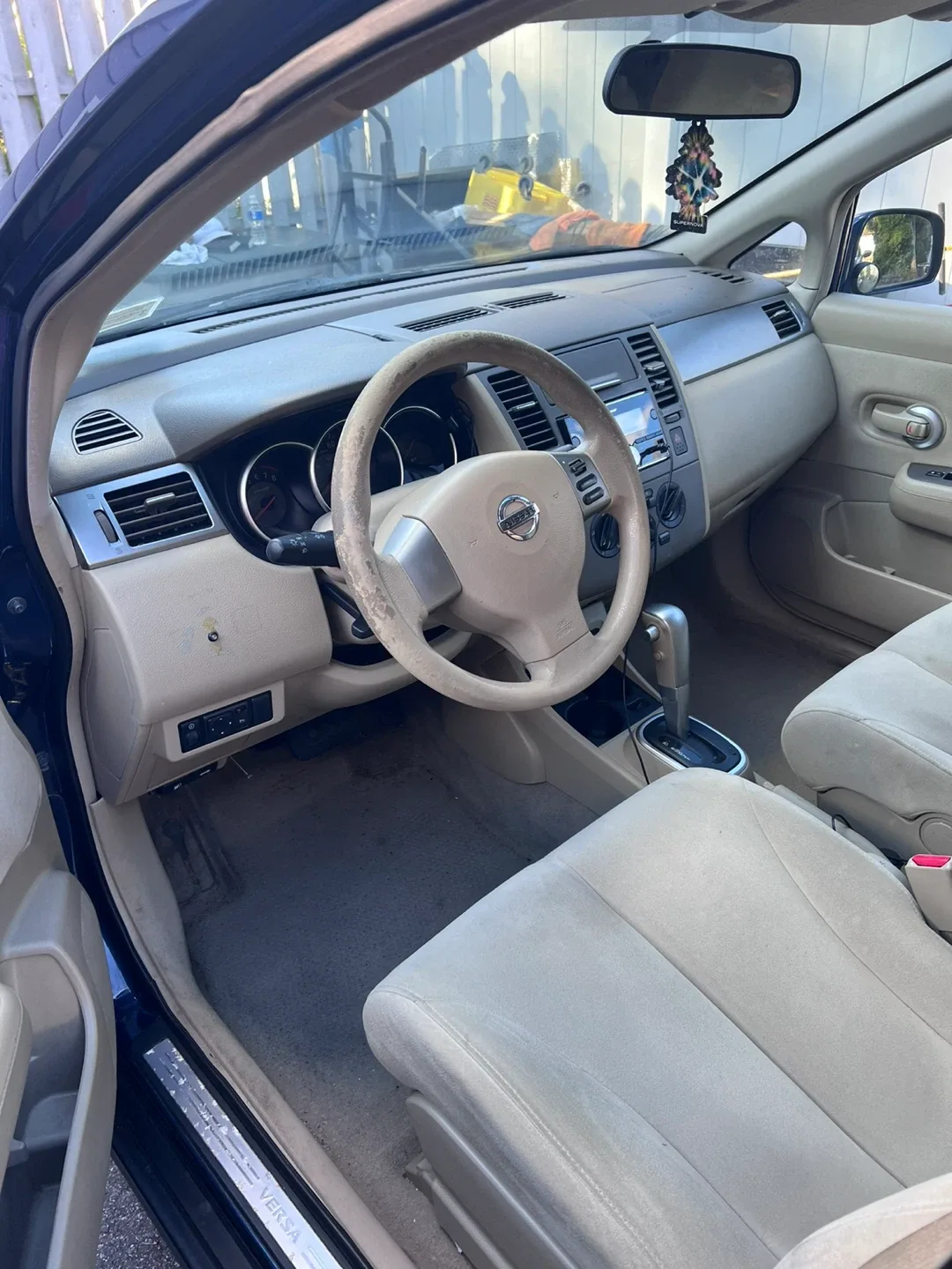 Used 2008 Nissan Versa - Blue image indicator(6)