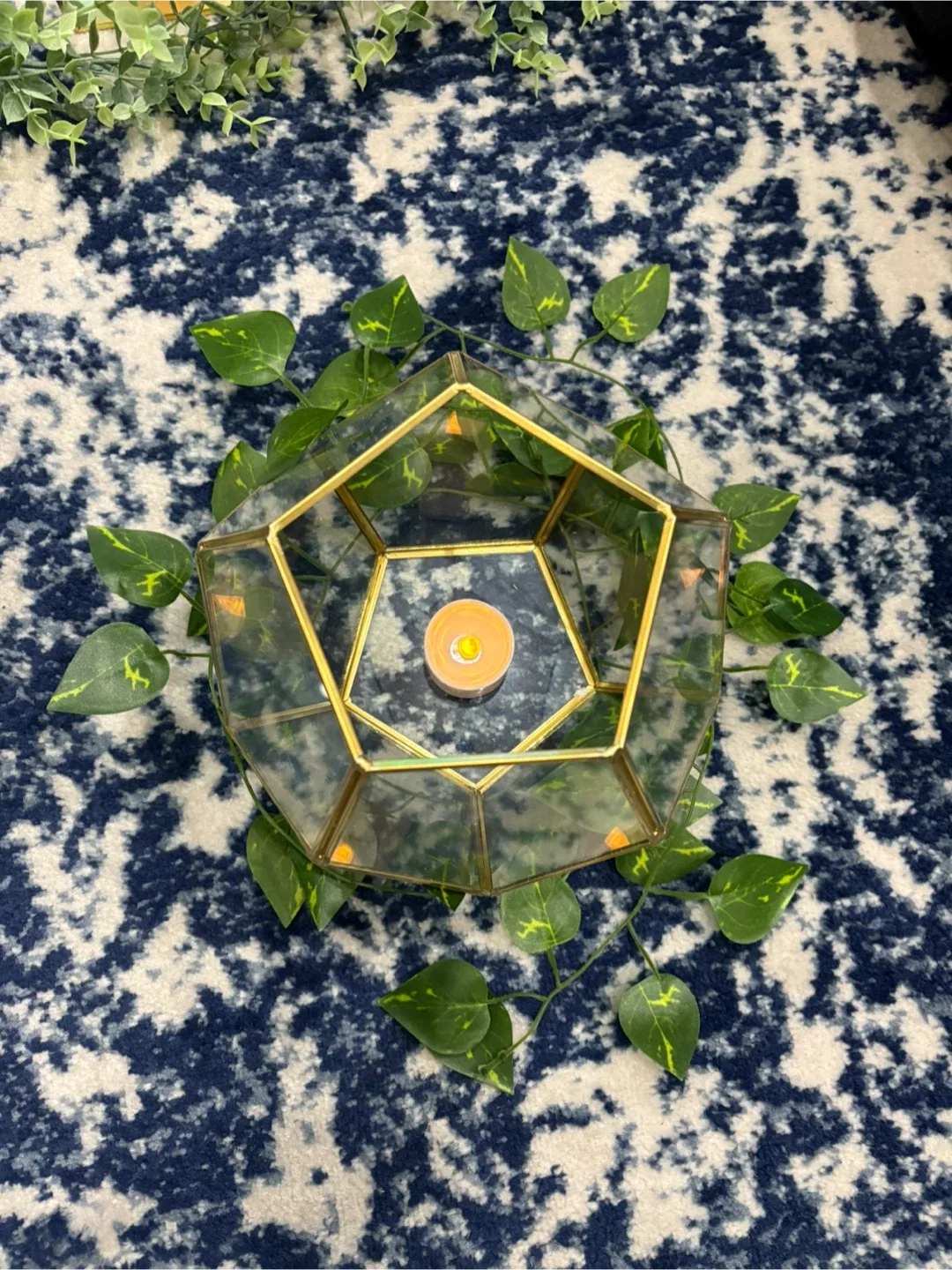 Gold Centerpieces: rectangles, cubes, hexagons with greenery image indicator(8)