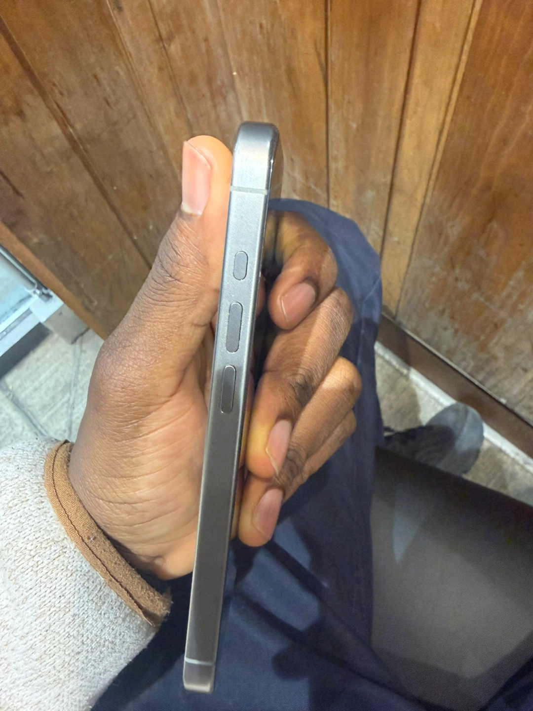 Apple iPhone 15 Pro Silver - photo 3