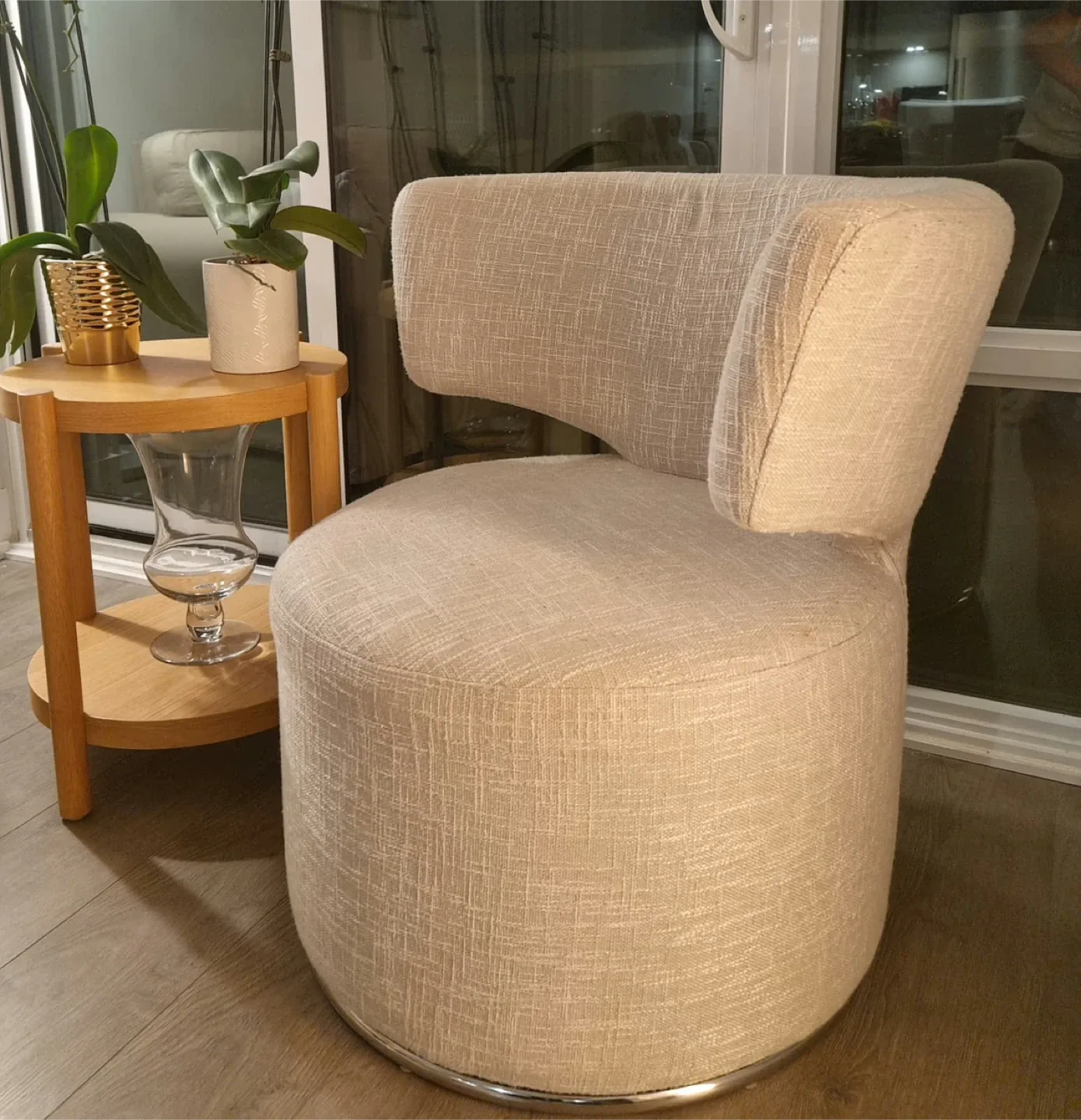 Accent Barrel Chair - Beige image indicator(2)