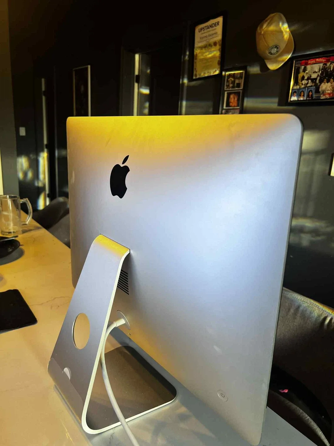 Apple iMac 21.5 🥕 image indicator(5)