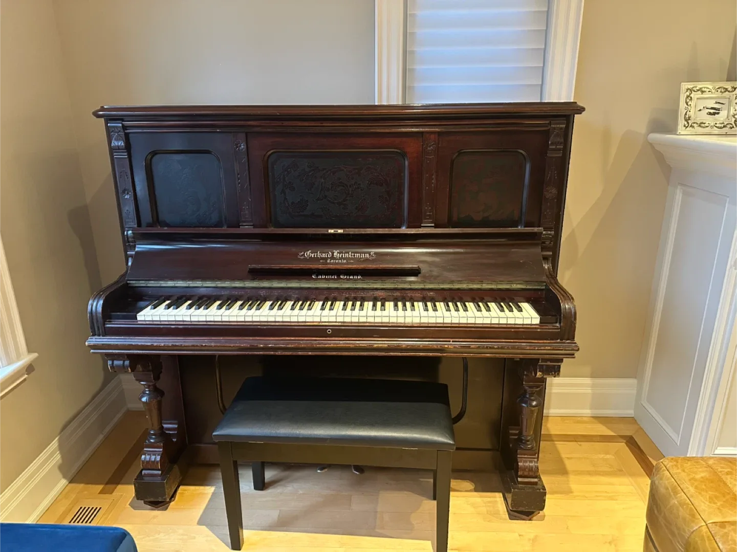 Gerhard Heintzman Cabinet Piano - Toronto thumbnail