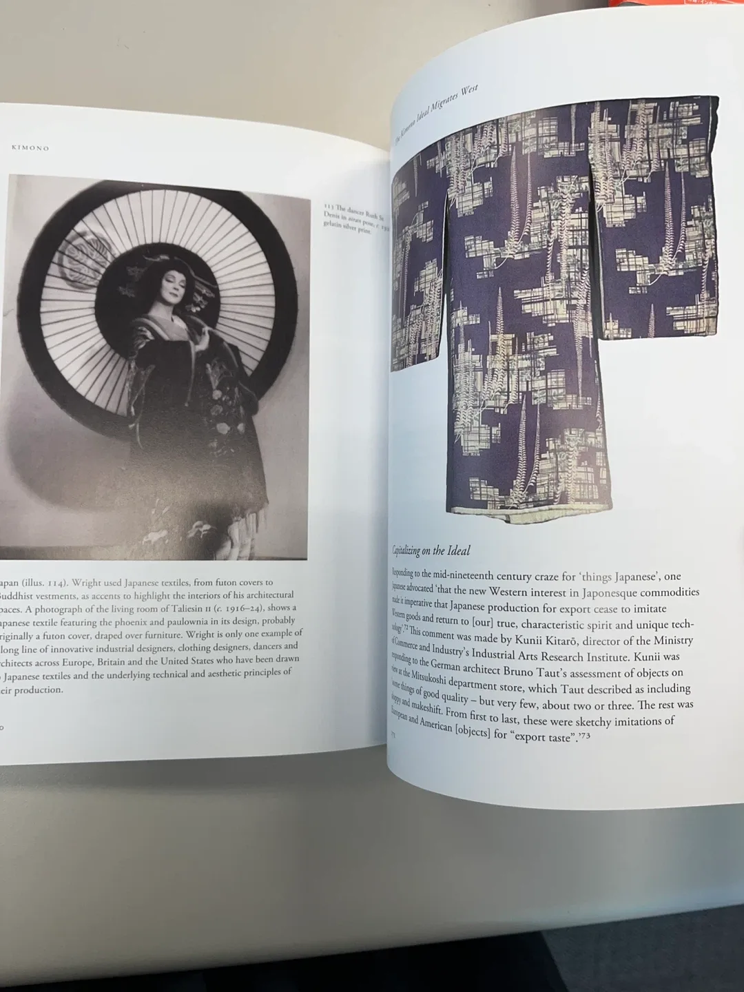 Kimono: A Modern History by Terry Satsuki Milhaupt image indicator(10)