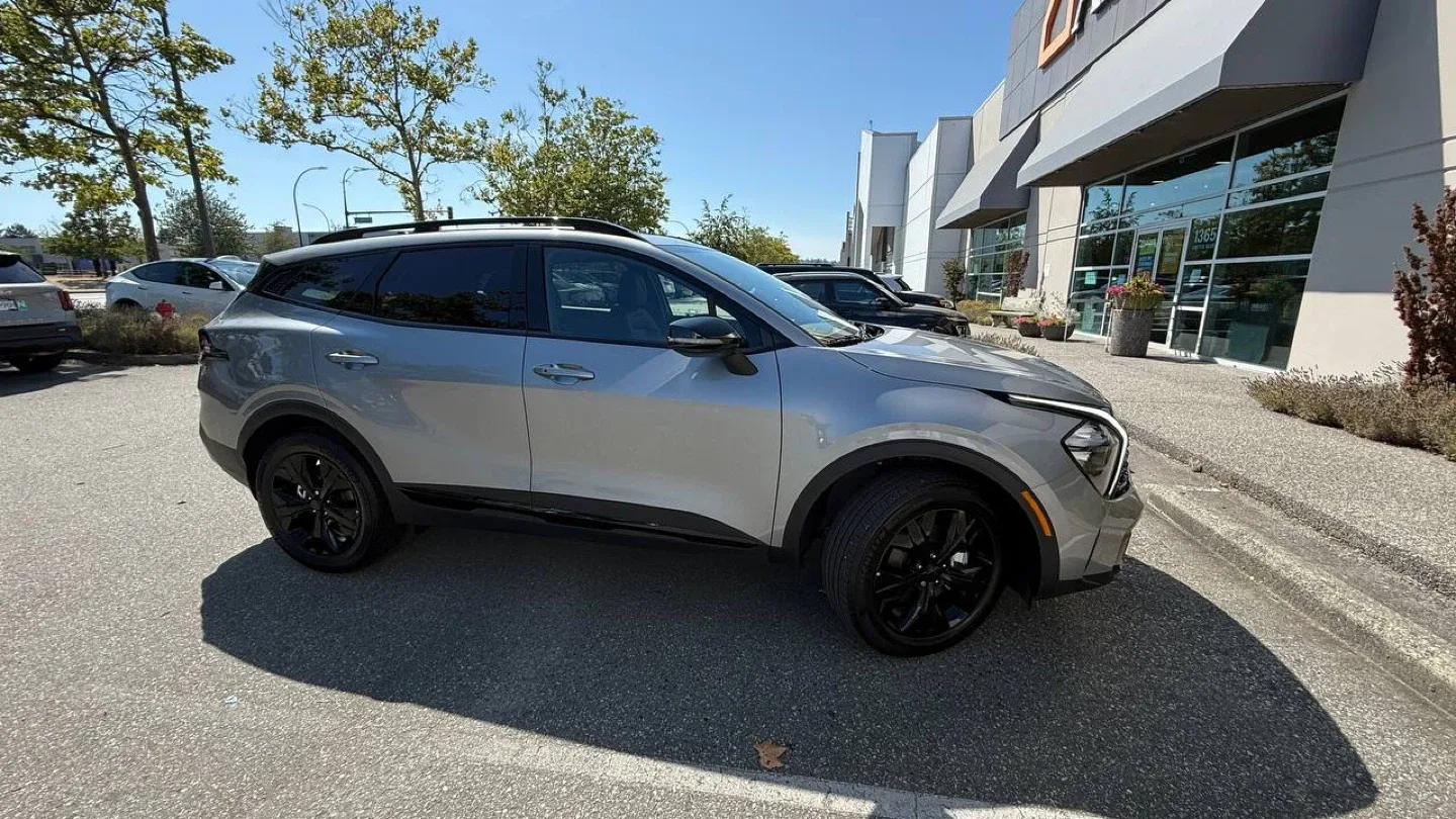 Kia Sportage SUV - Grey image indicator(2)