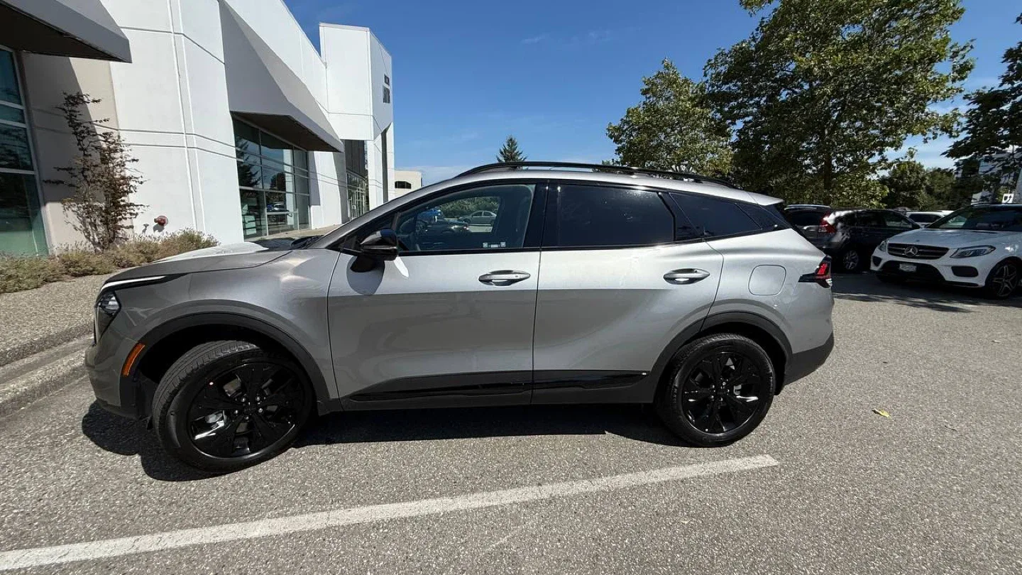 Kia Sportage SUV - Grey image indicator(3)