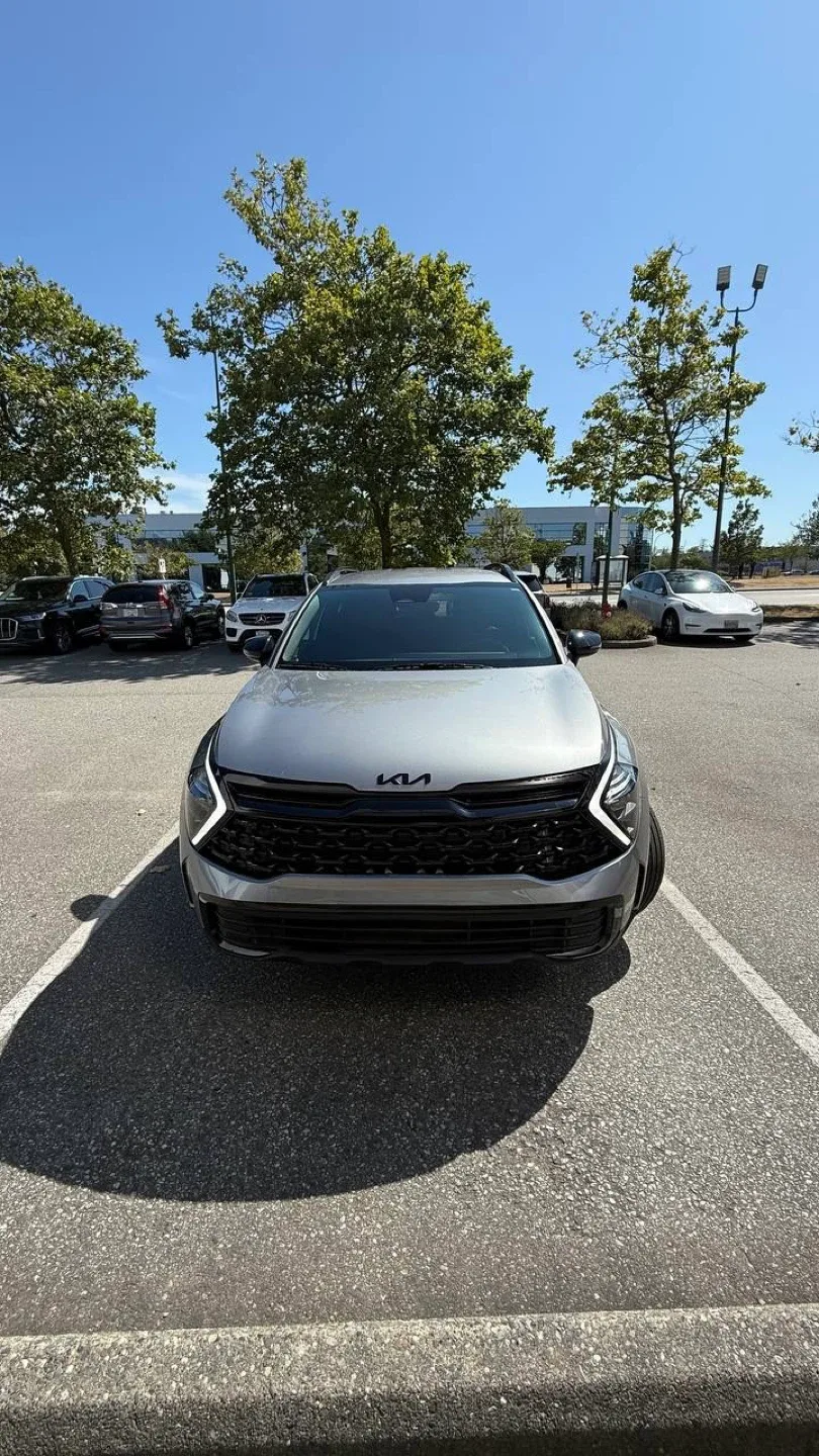 Kia Sportage SUV - Grey image indicator(4)