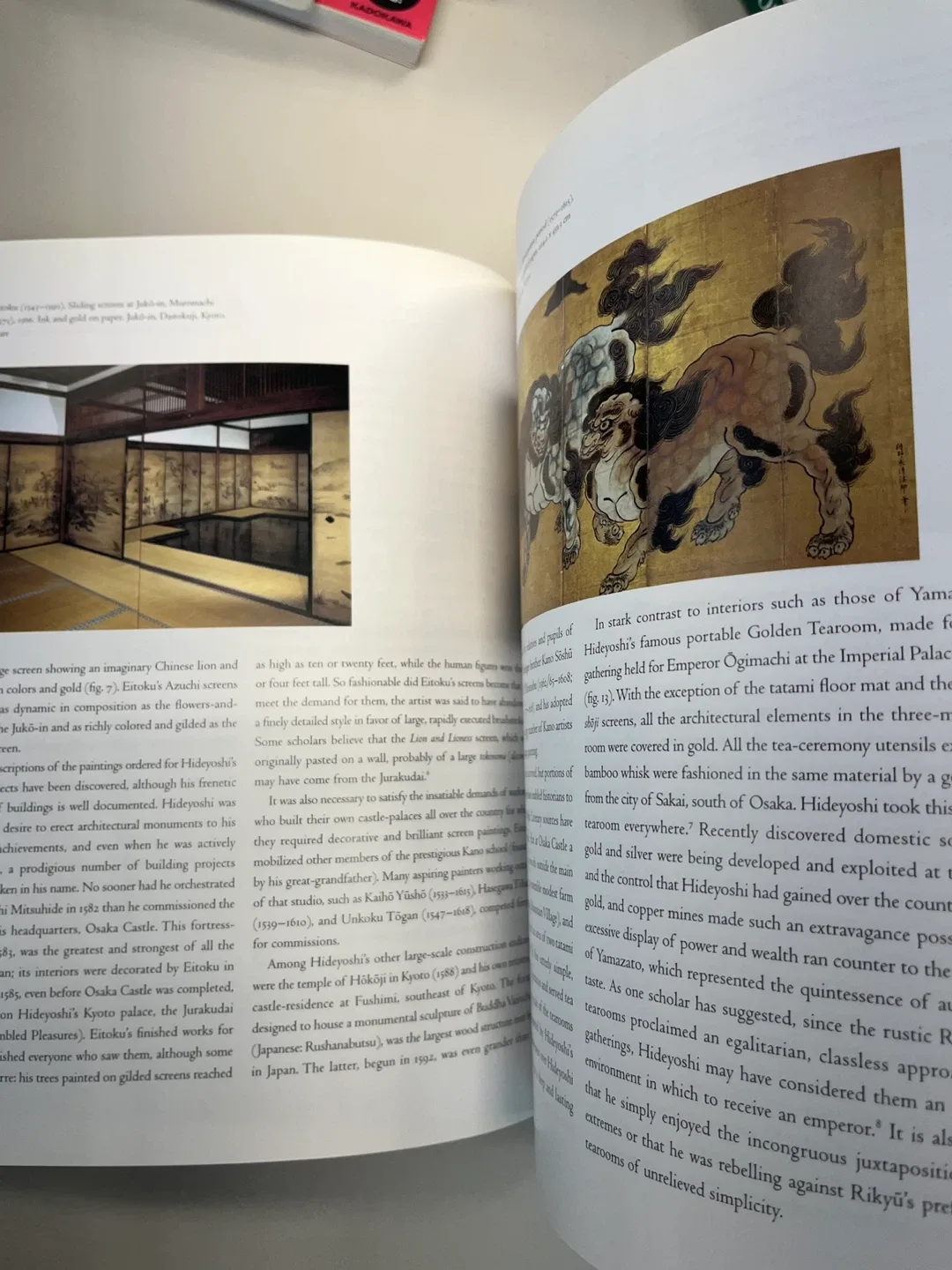 Turning Point: Oribe and Arts of 16th Century Japan image indicator(3)