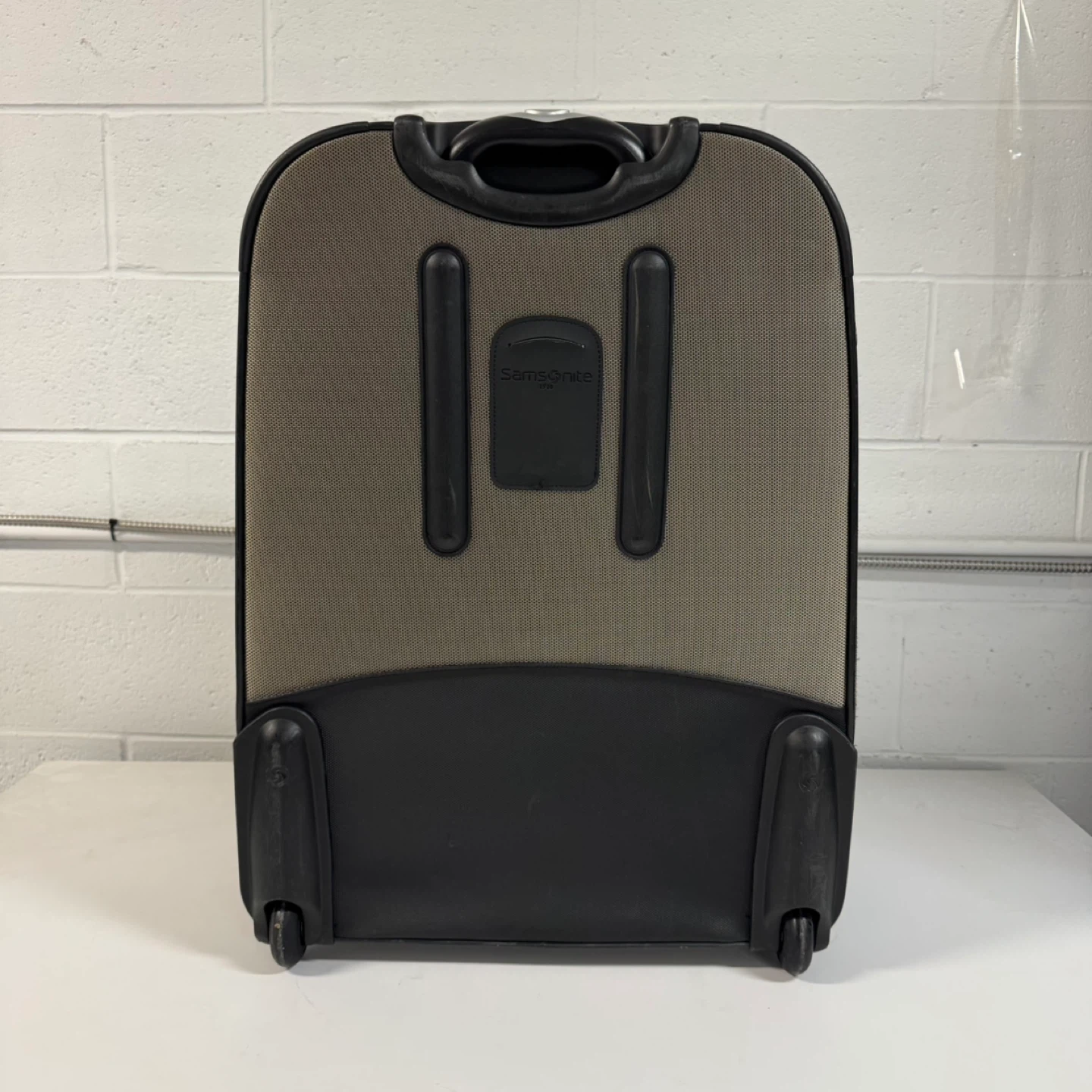 Samsonite Beige Softshell 26” Wheeled Luggage – Used, - photo 3