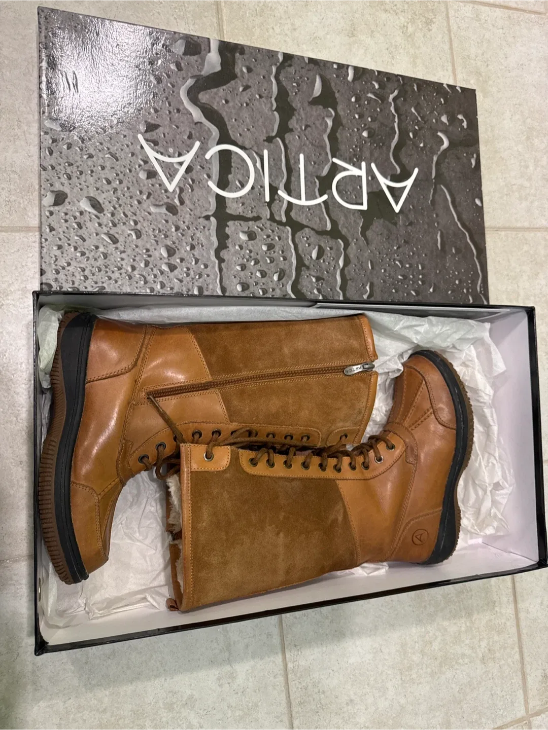 Artica Waterproof Leather Boots - Size 8 thumbnail