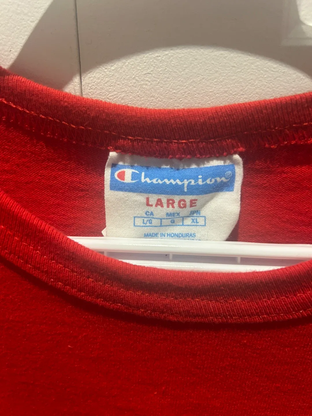 Champion Red T-Shirt - Size Large image indicator(3)