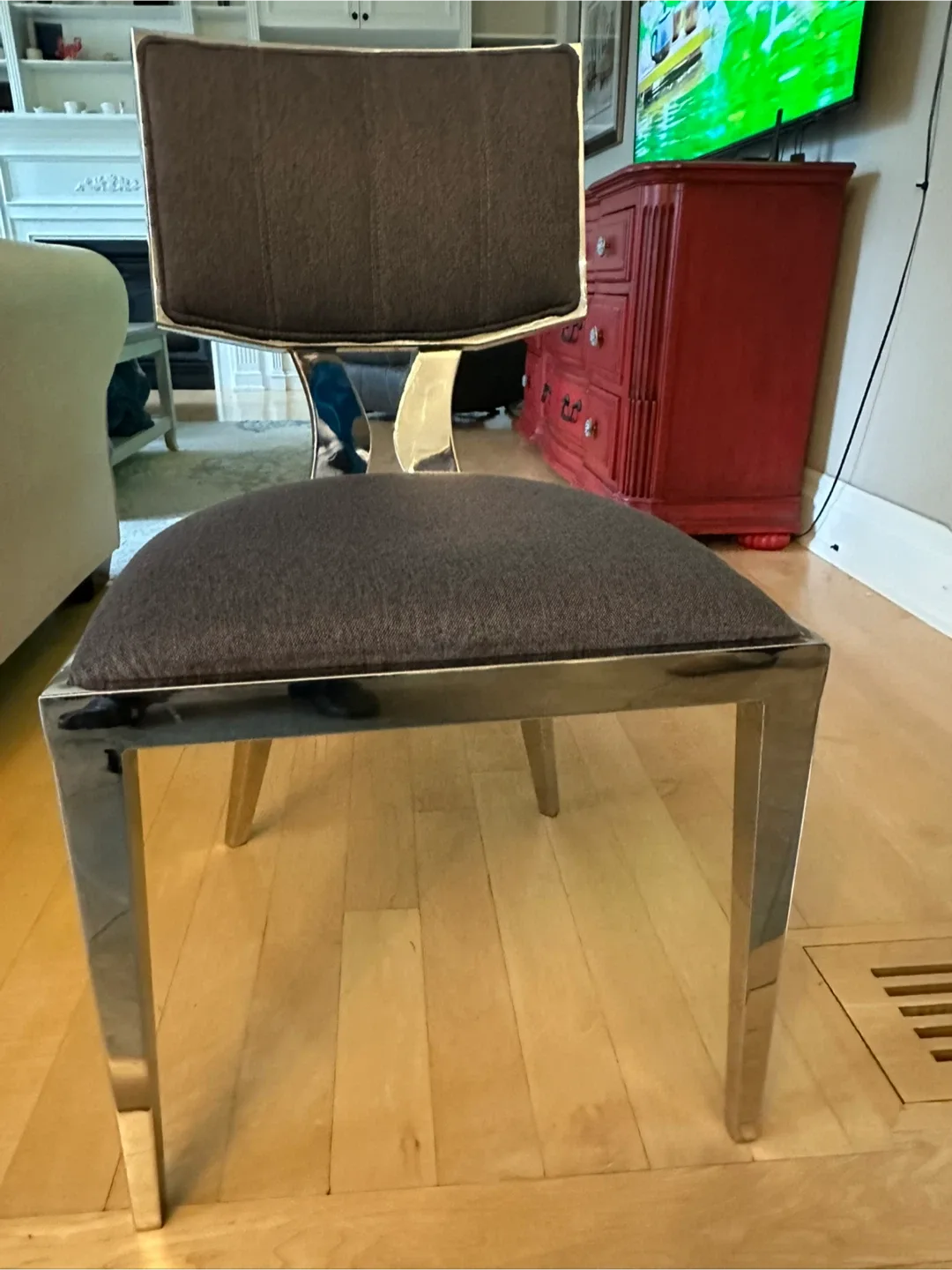 Dining Table with live edge and 8 Chrome Chairs image indicator(5)