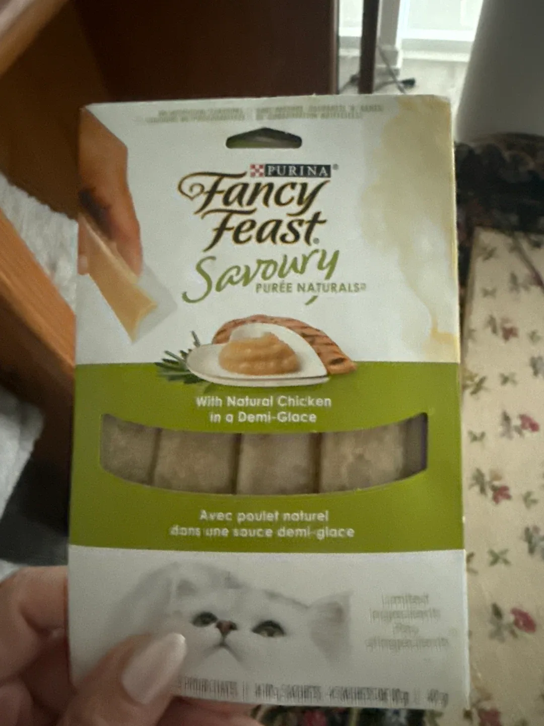 Fancy Feast Savoury Purée Naturals Cat Treat
