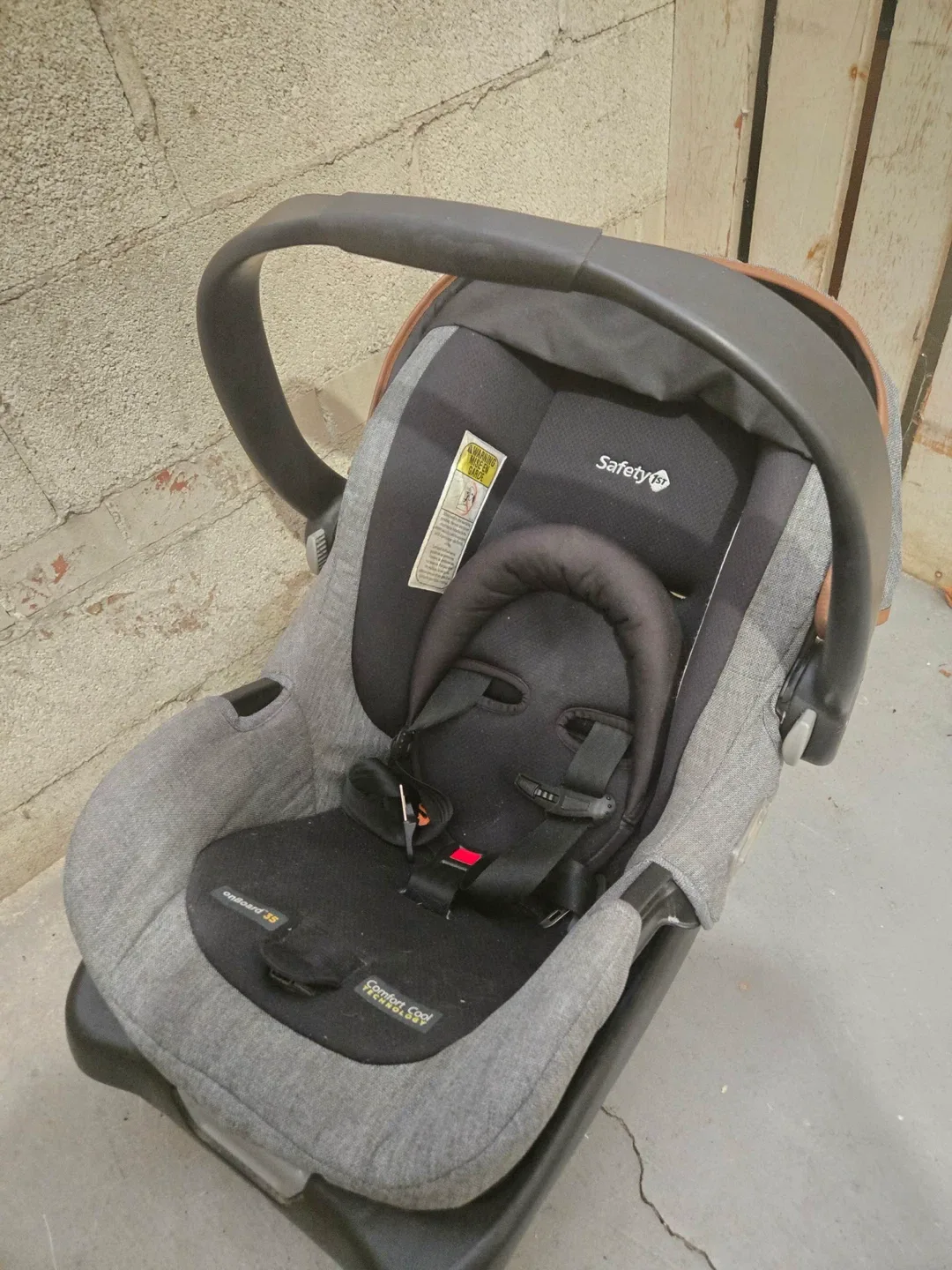 Safety 1st Infant Car Seat & Stroller image indicator(4)