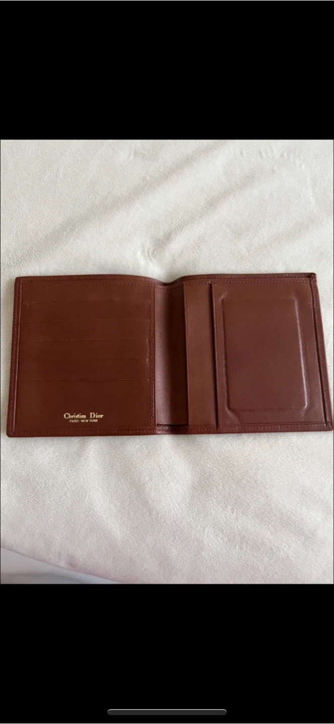 Authentic Men’s Christian Dior Brown Leather Wallet