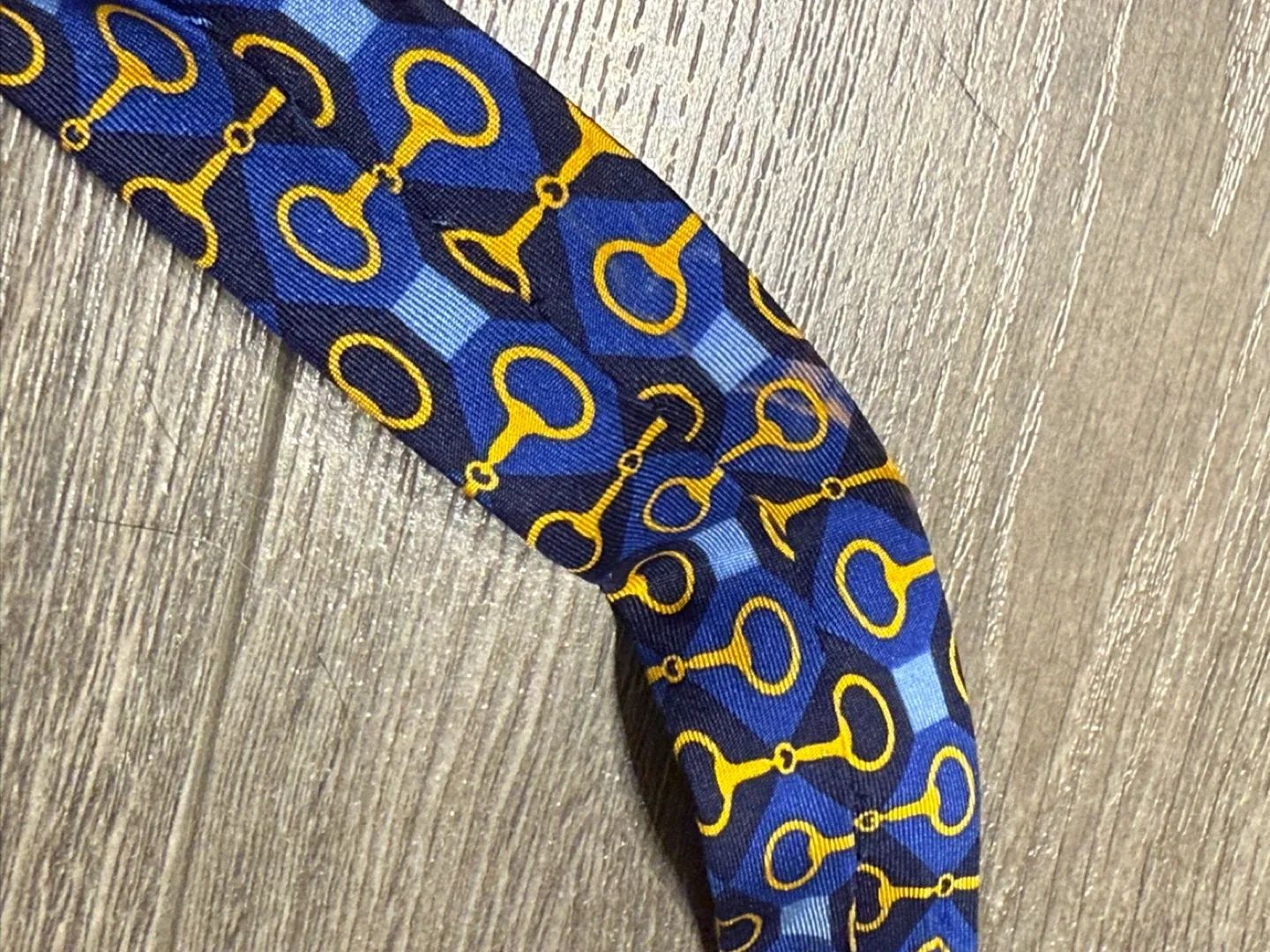 Gucci Silk Tie - Blue & Gold Pattern made in Italy image indicator(8)