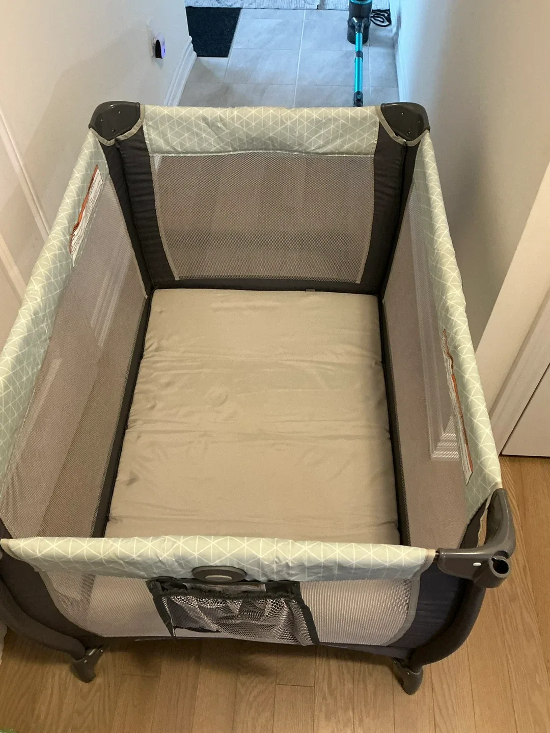 Graco Pack 'n Play Playard image indicator(3)