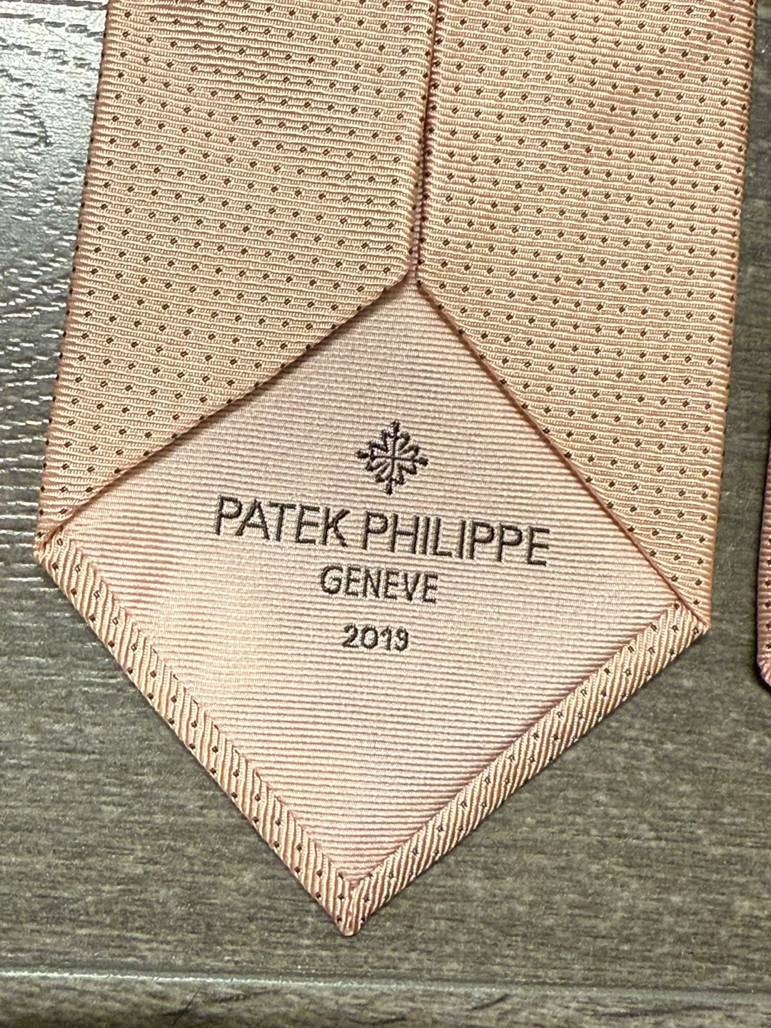 Patek Philippe limited edition 2019 Silk Tie - Peach image indicator(2)