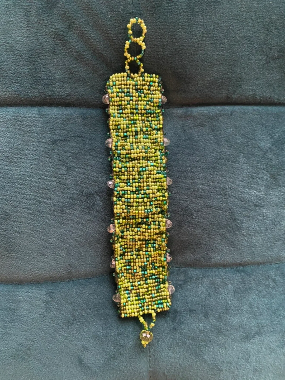 Unique Green Beaded Bracelet image indicator(3)
