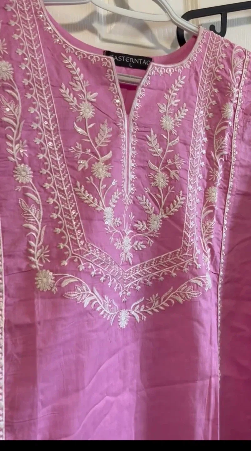 Eastern Tag Pink Embroidered 2Pcs Set image indicator(4)