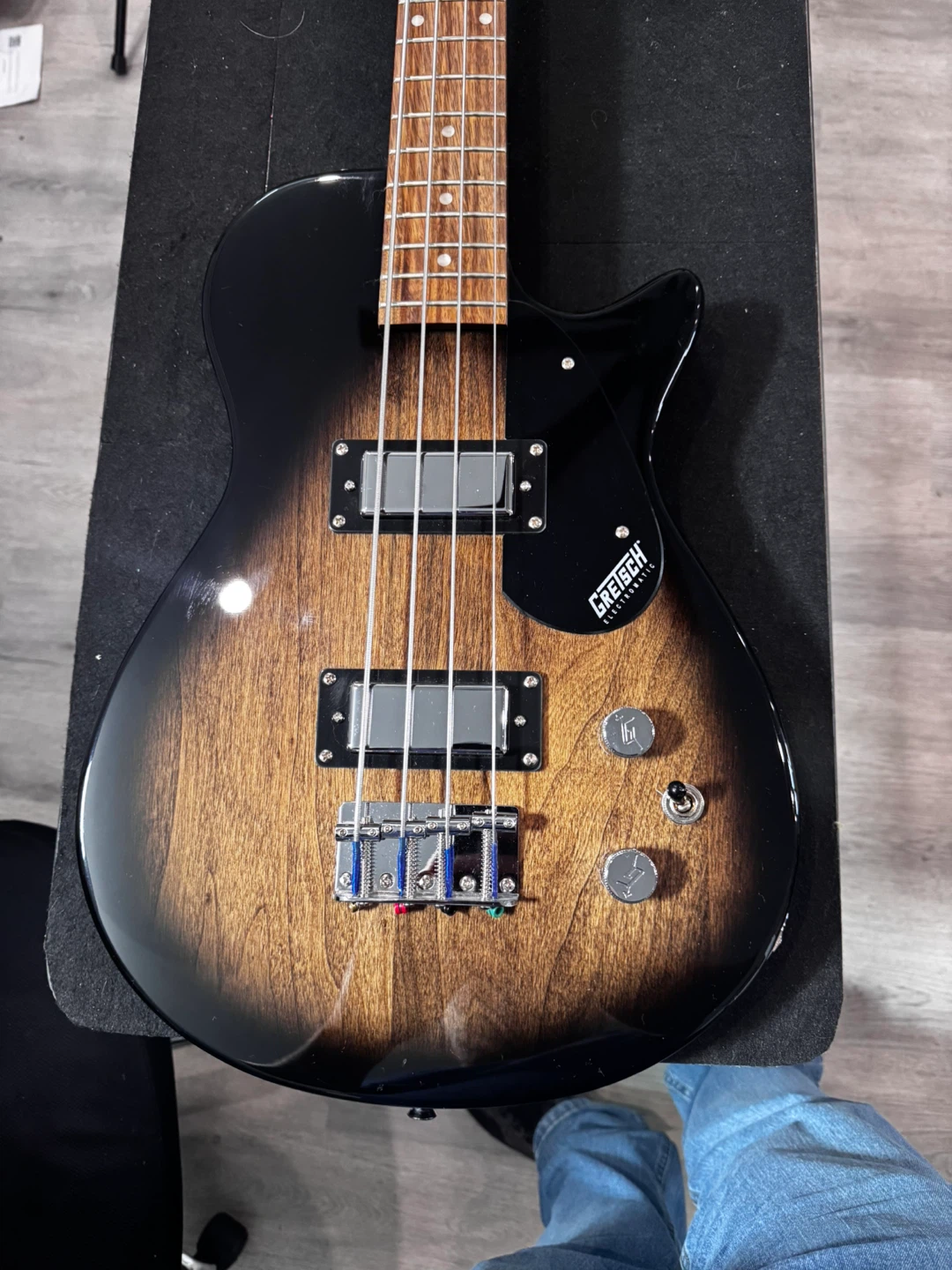 Gretsch Electromatic g220 Junior Jet 30” short scale Bass Guitar