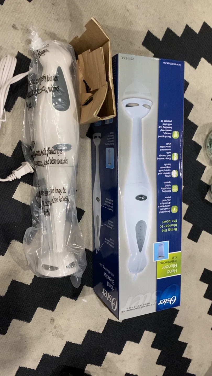 Oster Hand Blender with Blending Cup - New image indicator(2)