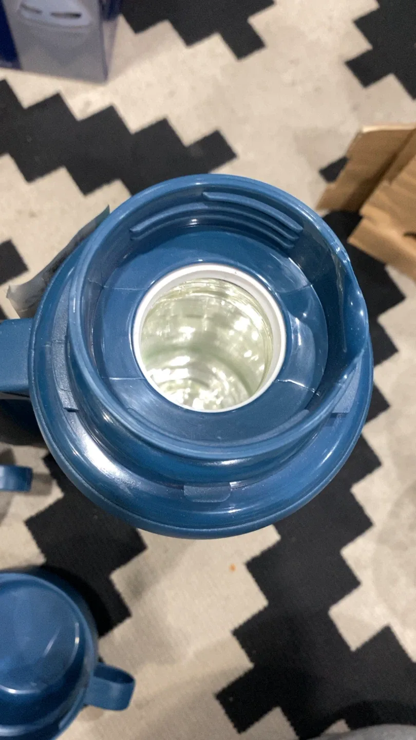 Toronto Maple Leafs Thermos with Cups image indicator(2)