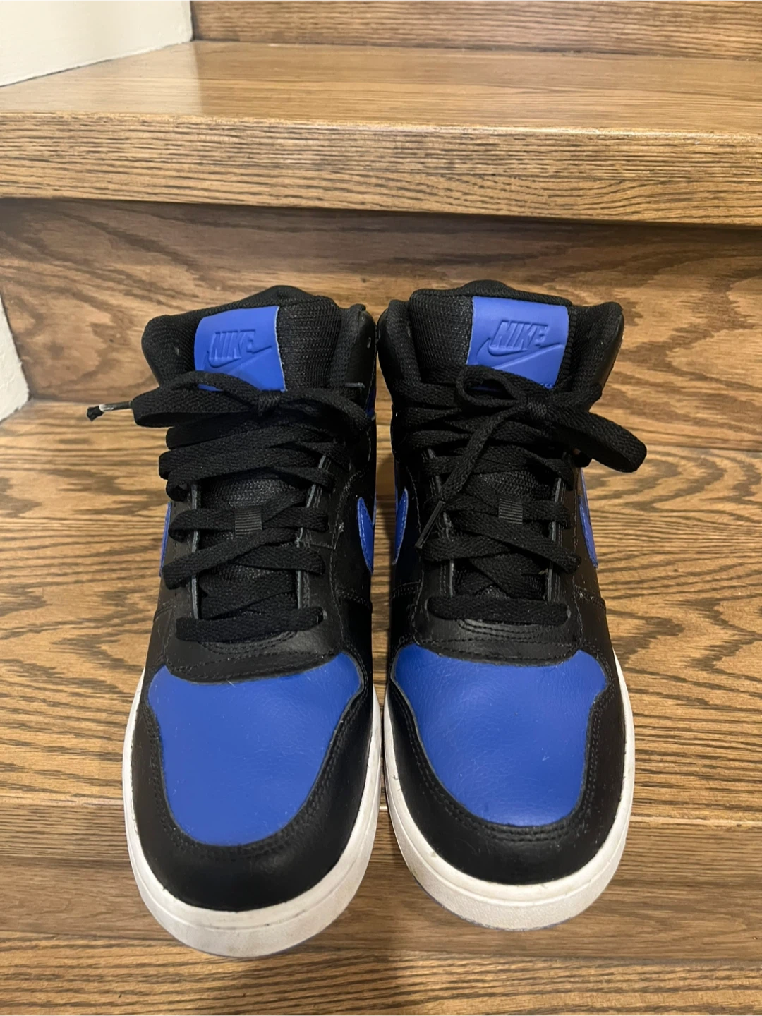 Nike Shoes - US 7.5 - photo 2