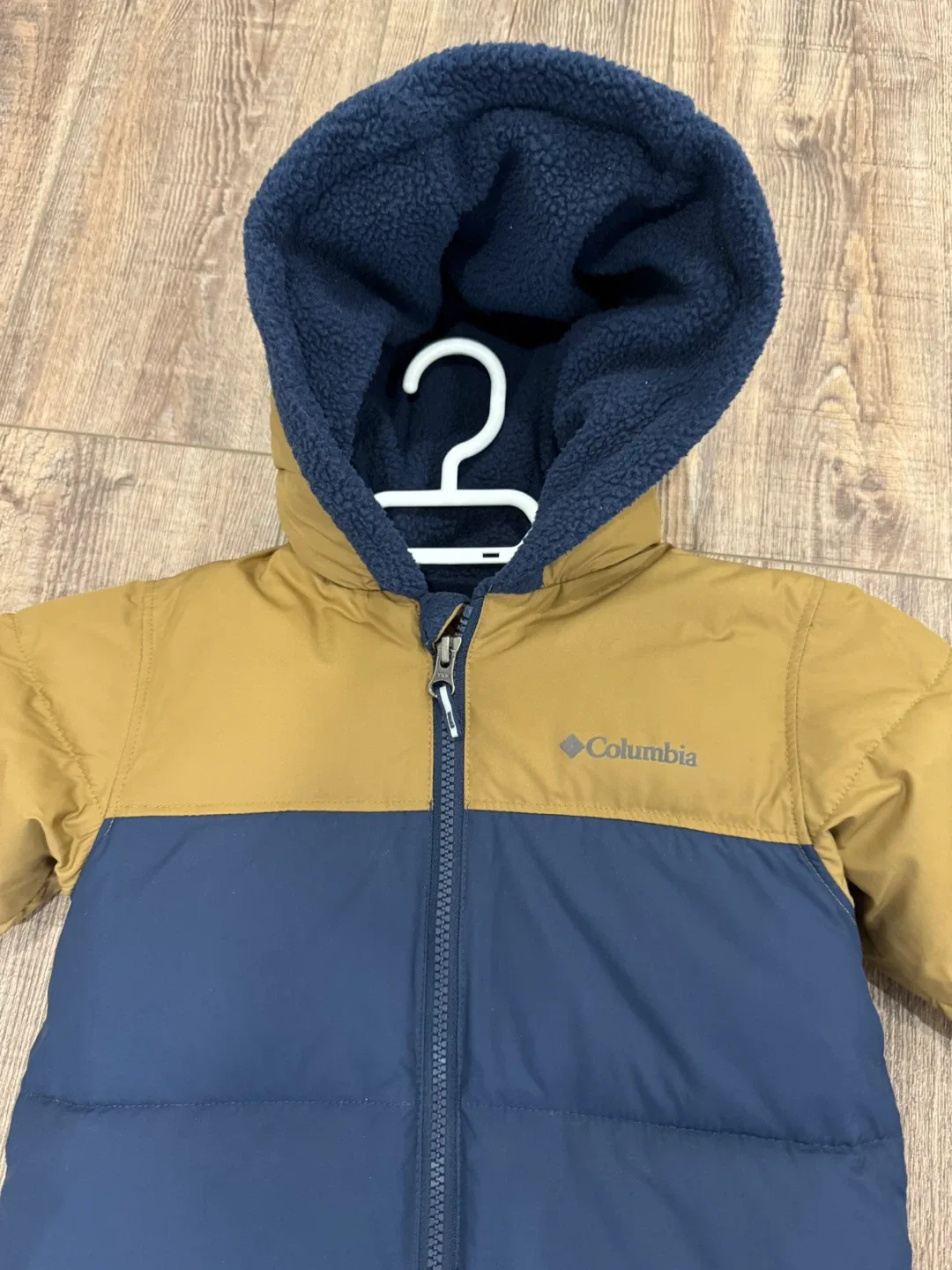 Brand new Columbia Puffer Snowsuit - Size 12-24Months