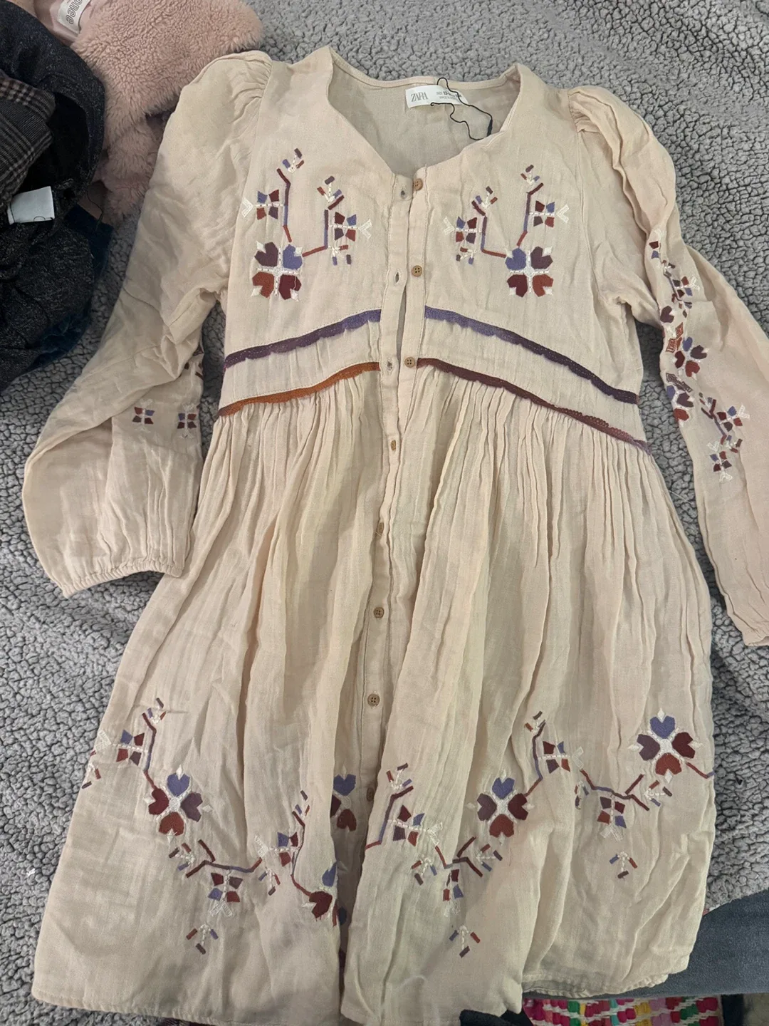 Zara young girl clothes (10-13 years) image indicator(5)