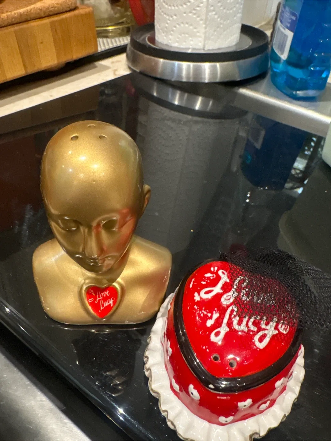 I Love Lucy salt and pepper image indicator(2)