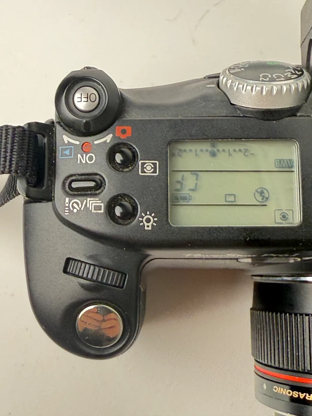 Canon PowerShot Pro1 8.0 MP Digital Camera image indicator(5)