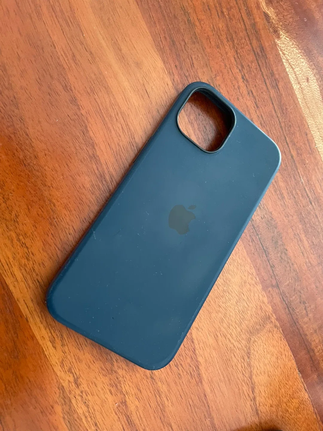 iPhone 13, 128GB, Midnight Black (UNLOCKED) image indicator(3)