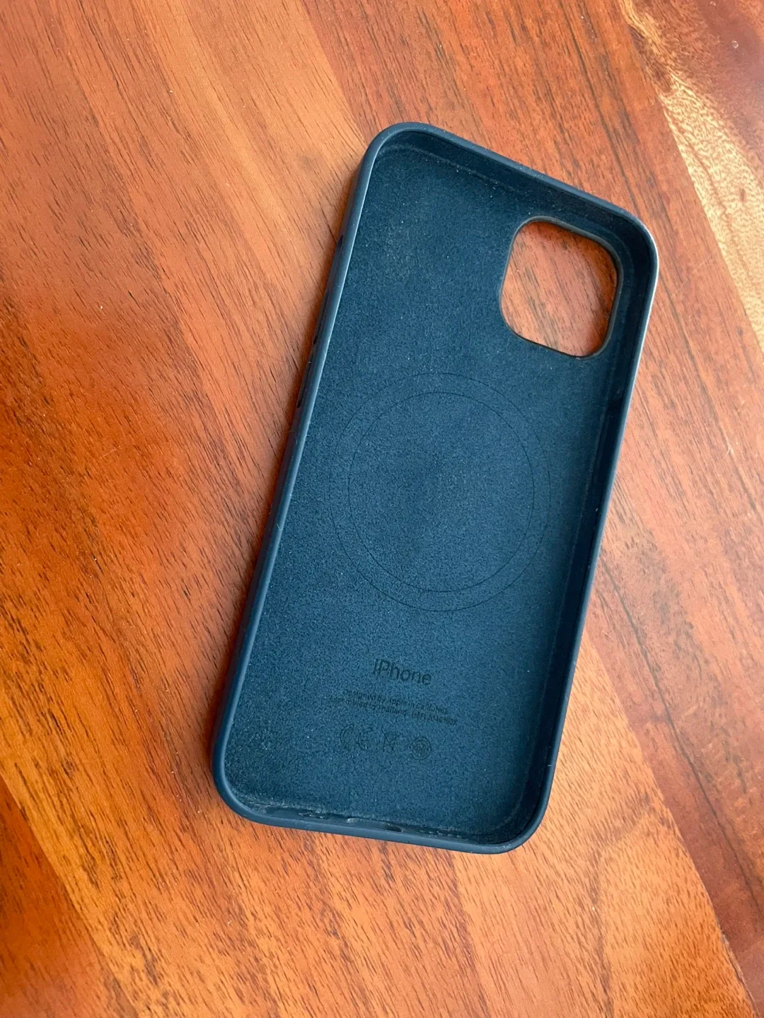 iPhone 13, 128GB, Midnight Black (UNLOCKED) image indicator(4)