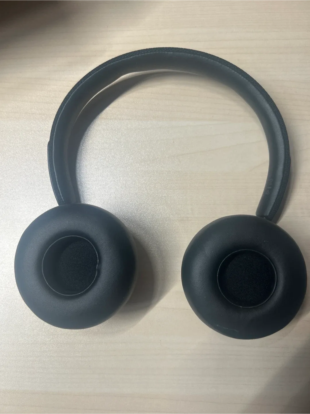 JLab JBuds Pro Black Headphones image indicator(2)