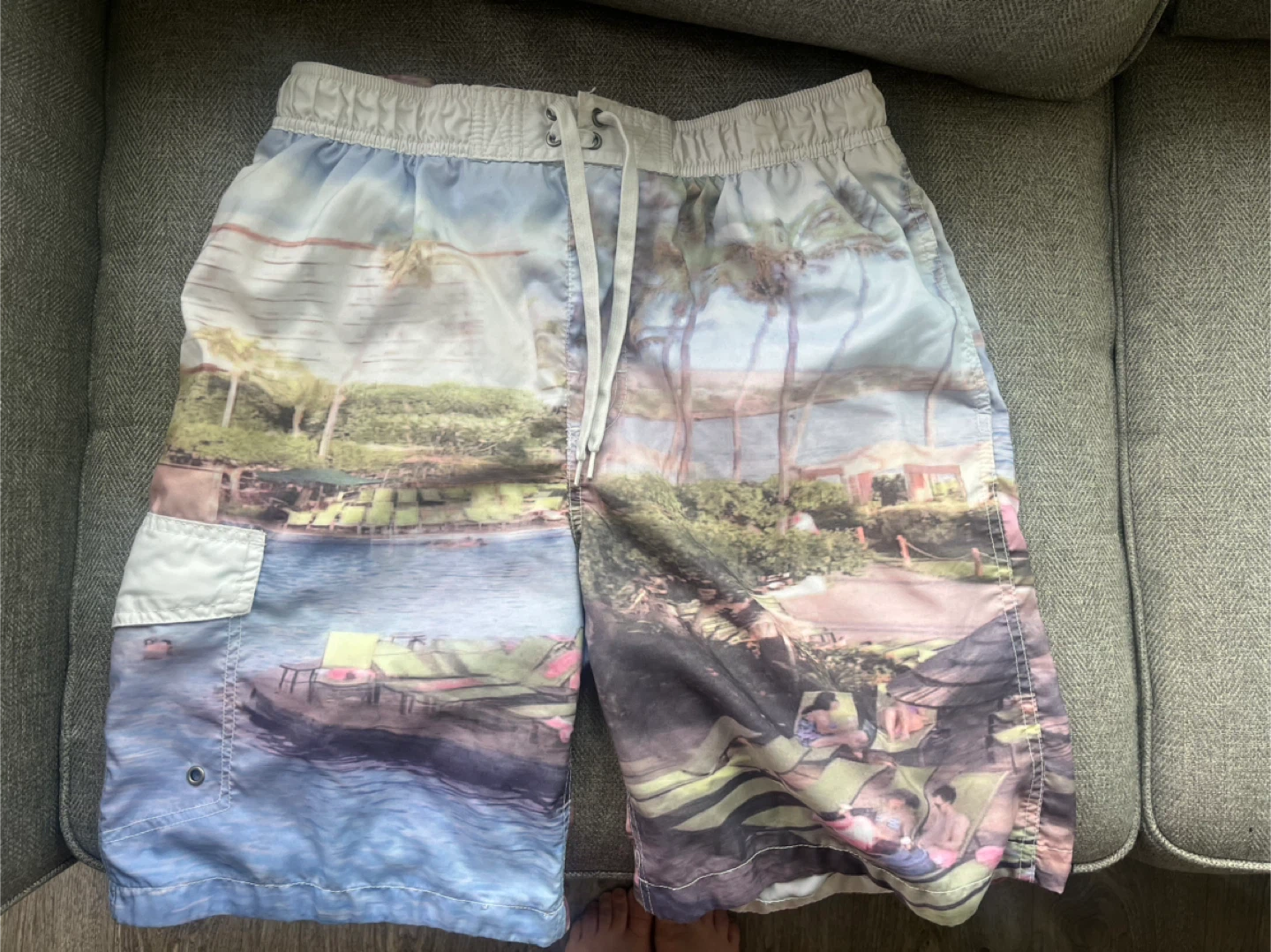Mens M Swim Trunks - Beach Print