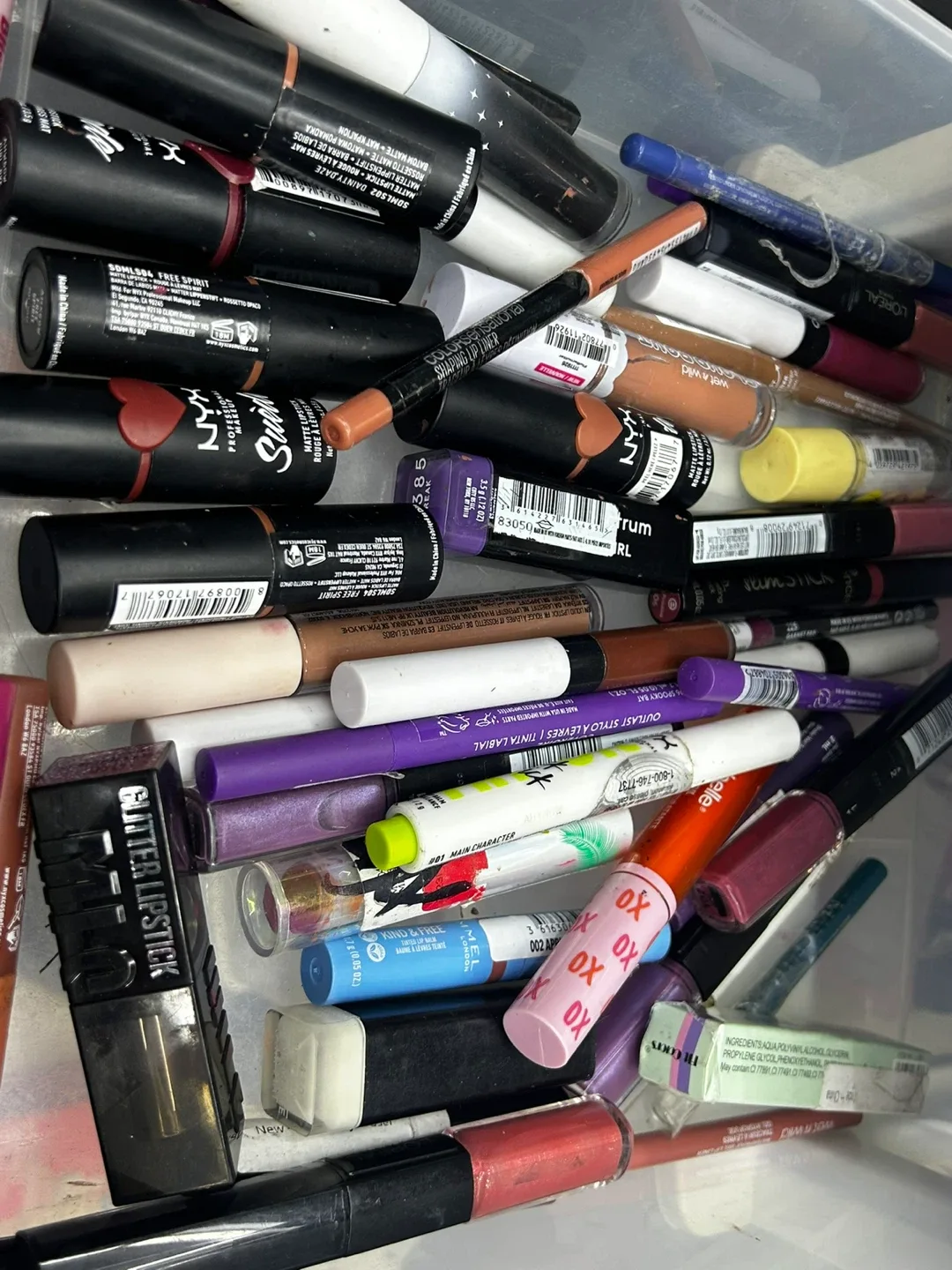 Flash sale!! 2$ Makeup! image indicator(10)