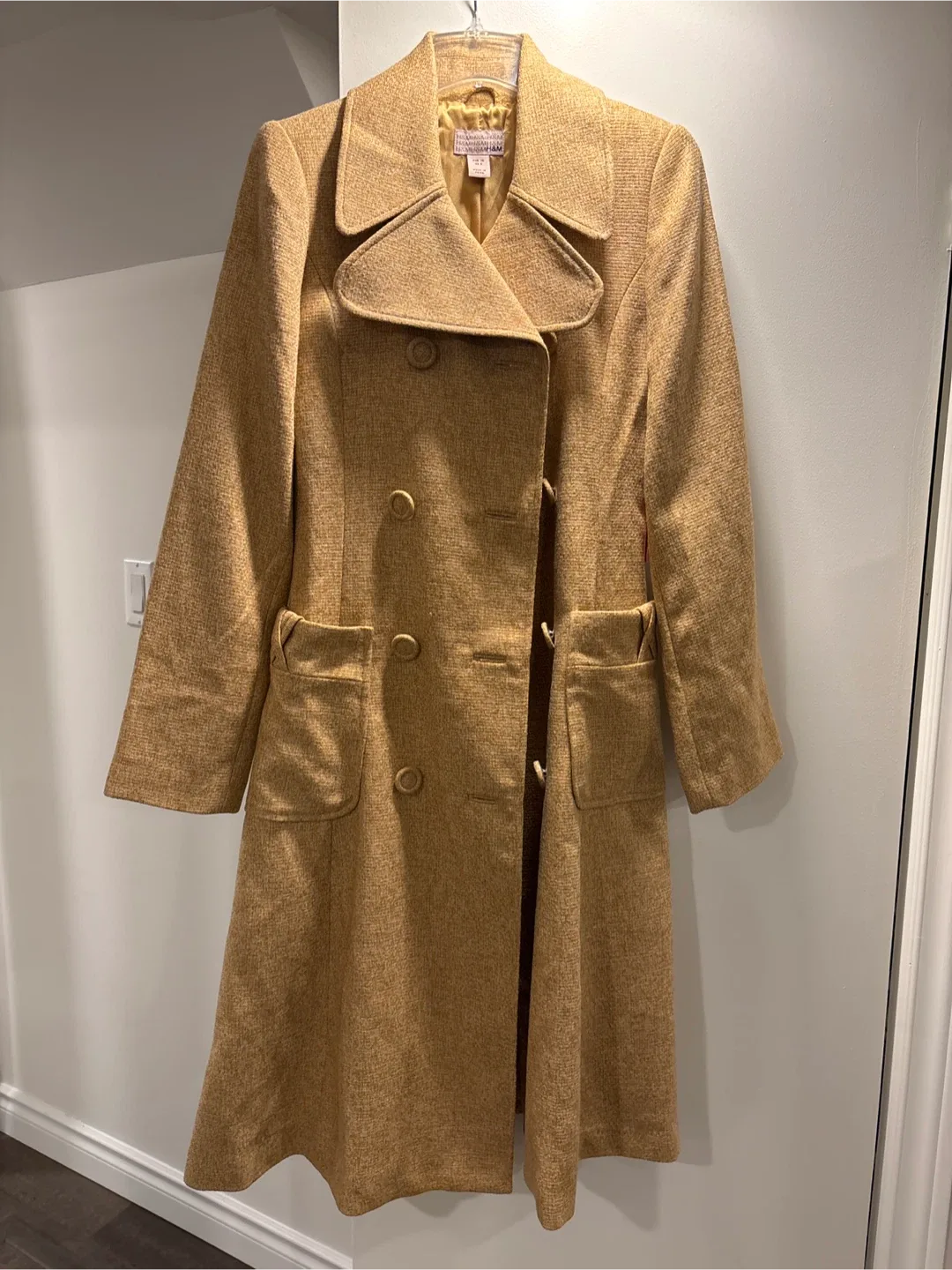 H&M Wool Blend Coat image indicator(2)