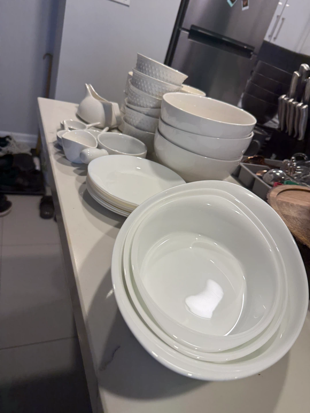 White Ceramic Dinnerware Set - photo 4