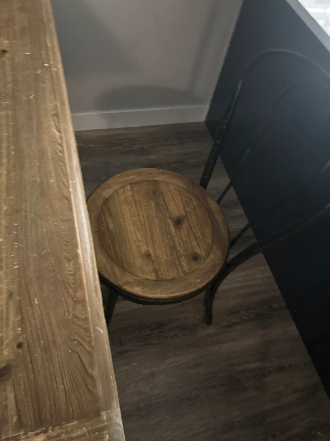 Rustic Wood Dining Table with Chairs image indicator(2)