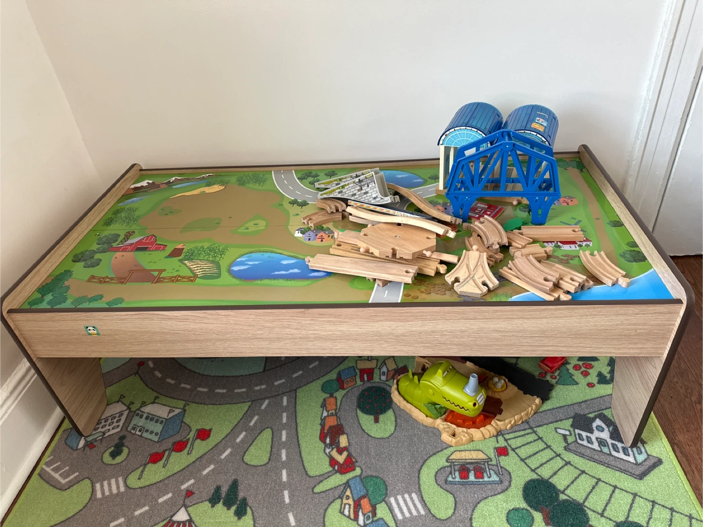 KidKraft Train Table with Wooden Train Set