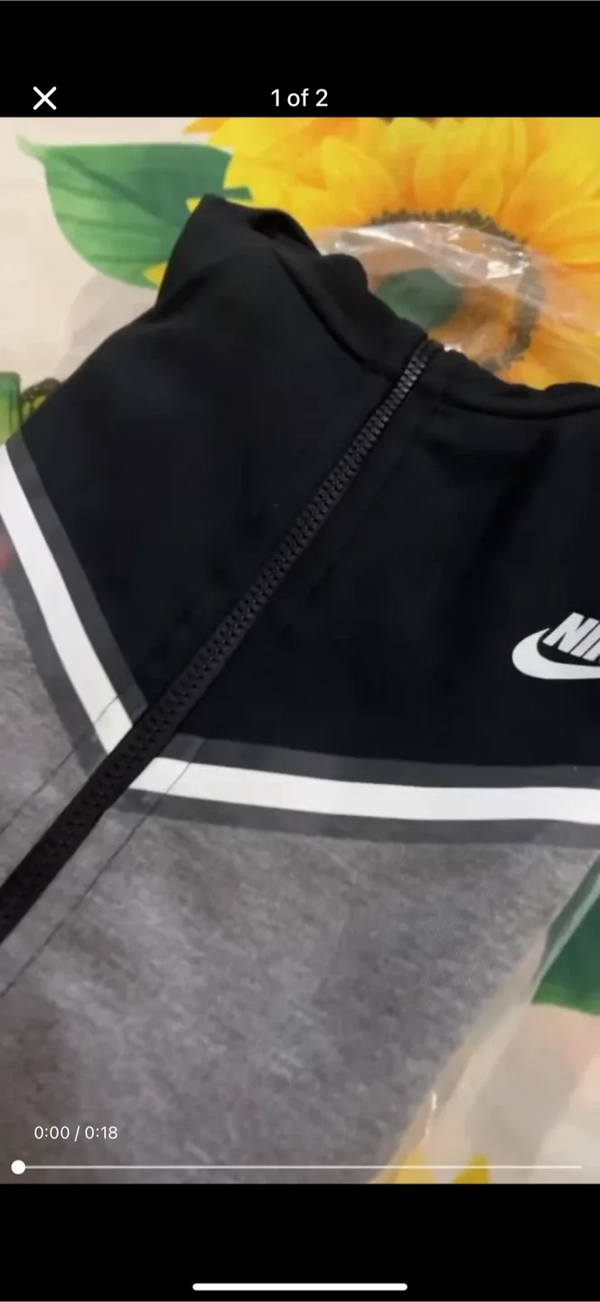 Nike Tech Fleece Black&Grey Hoodie & Pants Set image indicator(2)