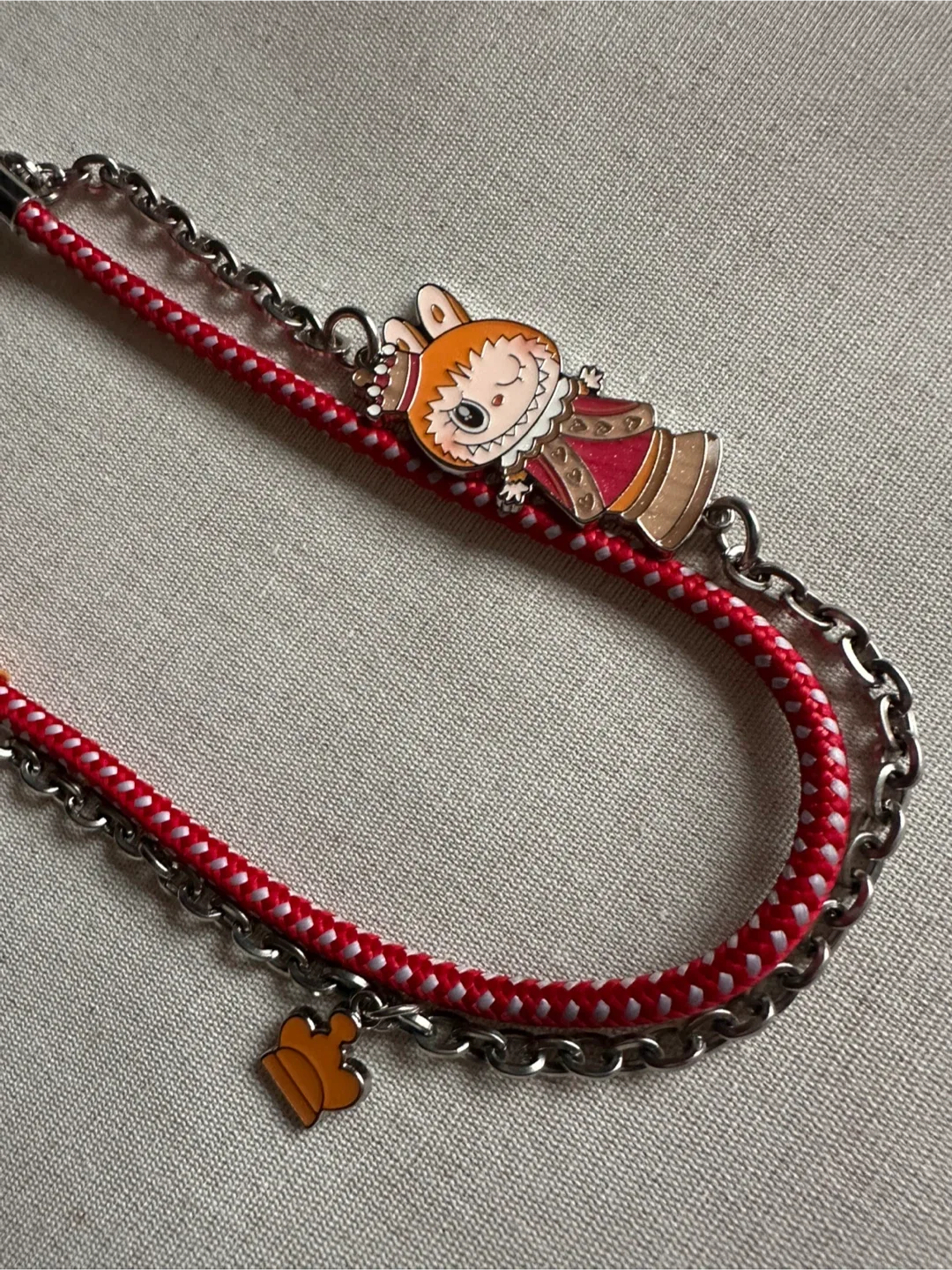 Let’s Checkmate - Lanyard Bag Charm - Queen image indicator(2)