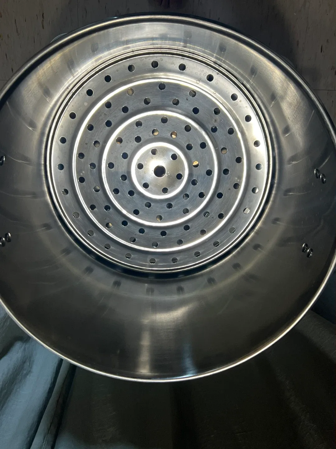 Gallison Stock Pot with Steamer Basket image indicator(3)