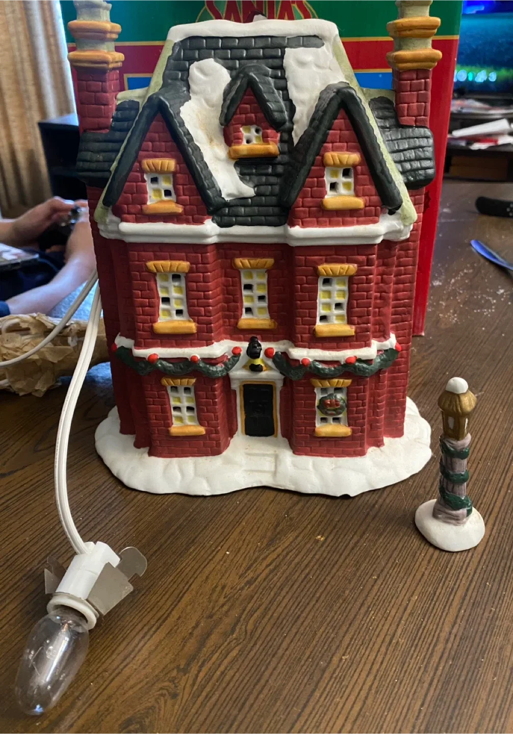 Santa's Trim Shoppe  Porcelain House thumbnail
