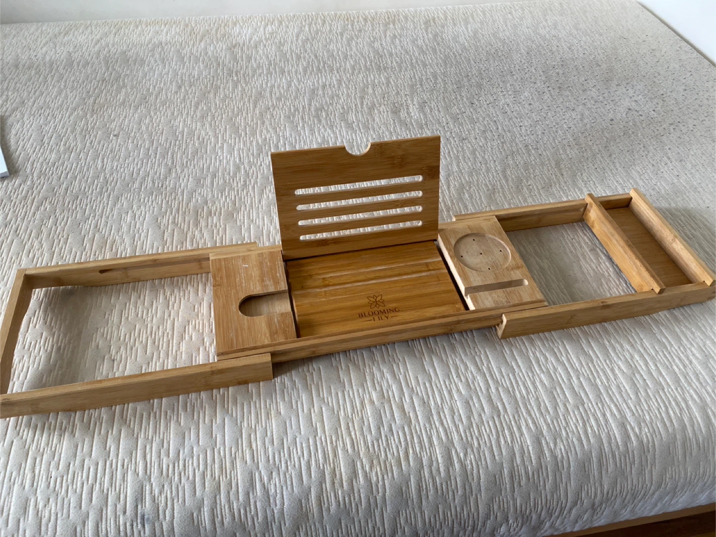 Blooming Lily Expandable Bamboo Bathtub Tray - photo 3