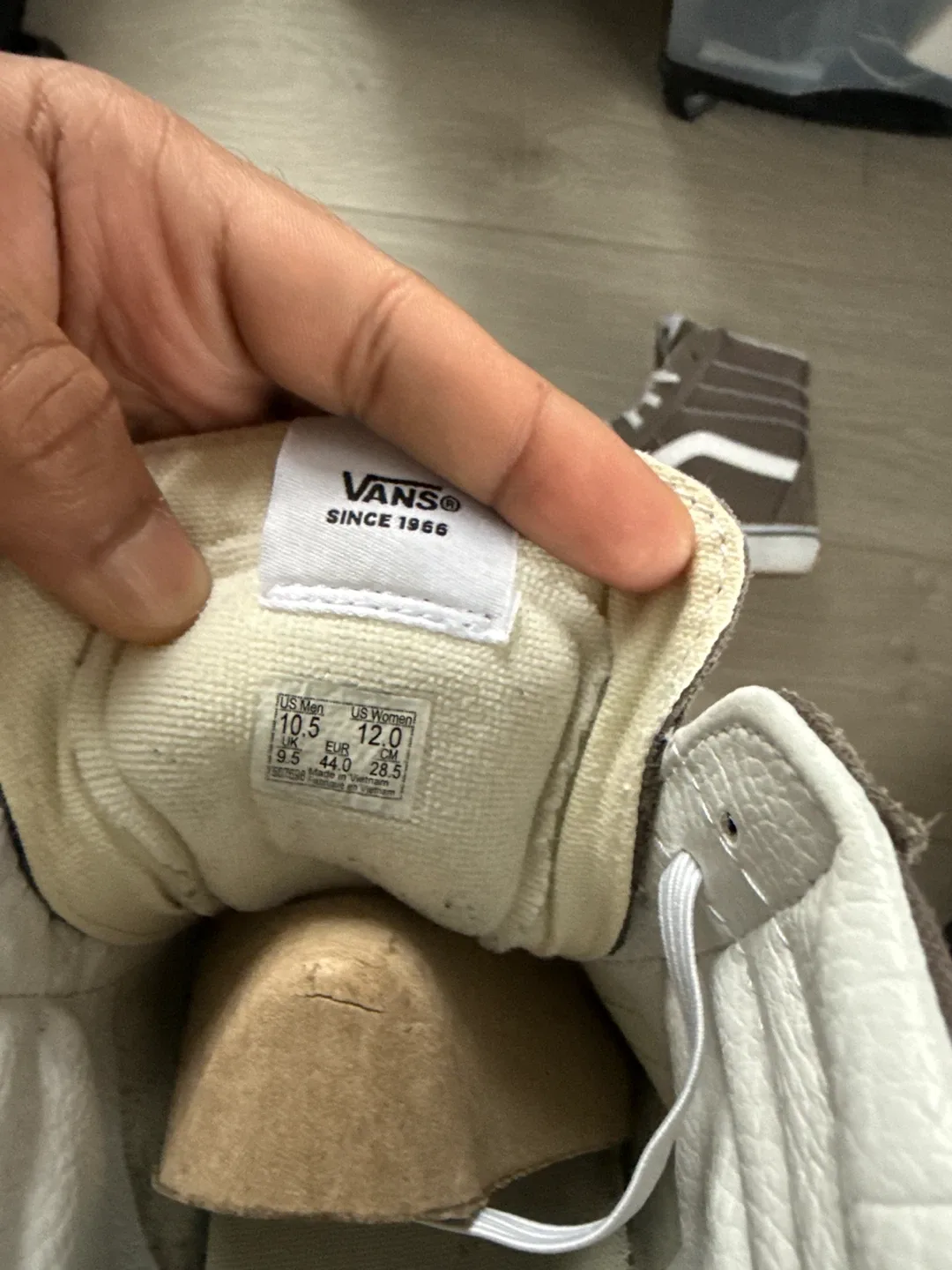 Vans SK8-Hi Brown/White - Men's US 10.5 image indicator(3)