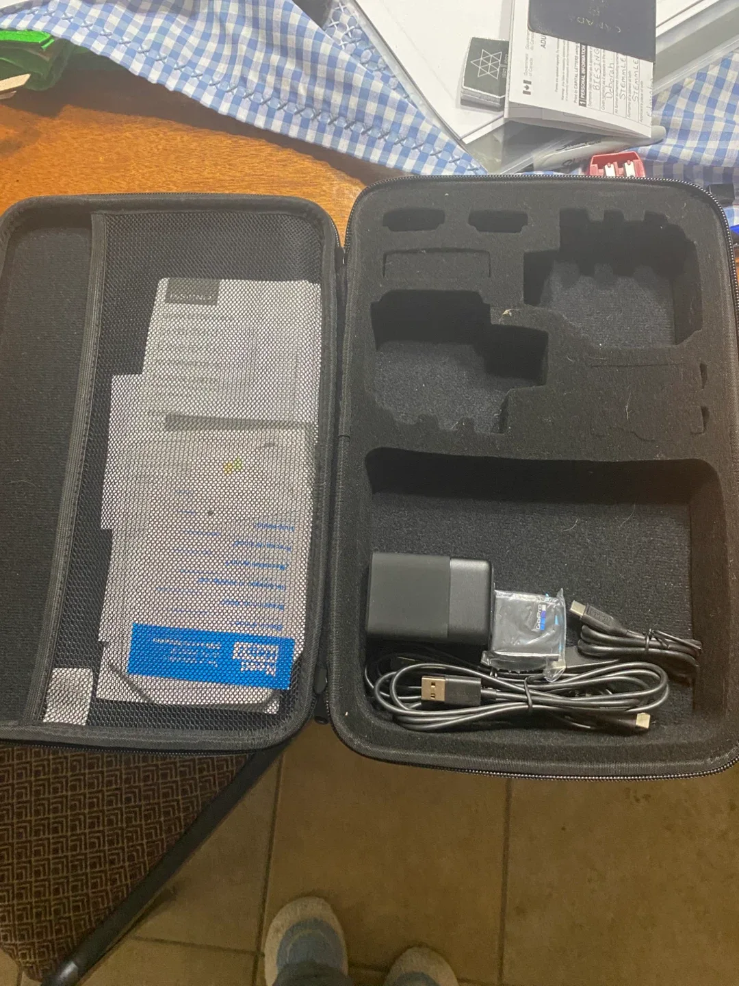 GoPro 7 BlackCamera & Accessories Bundle image indicator(5)