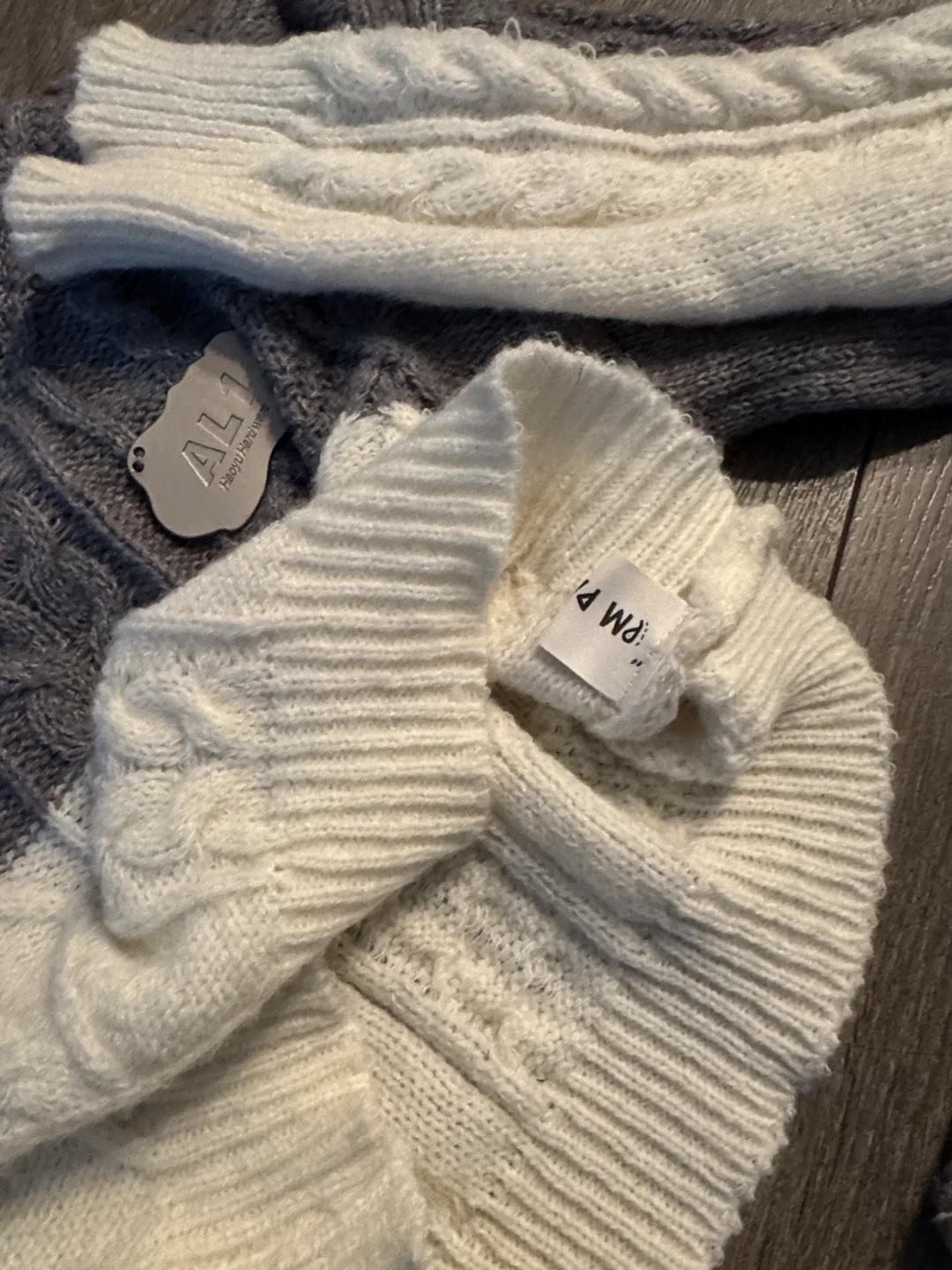 ALI Fashion Wardrobe Grey & White Knit Set image indicator(4)