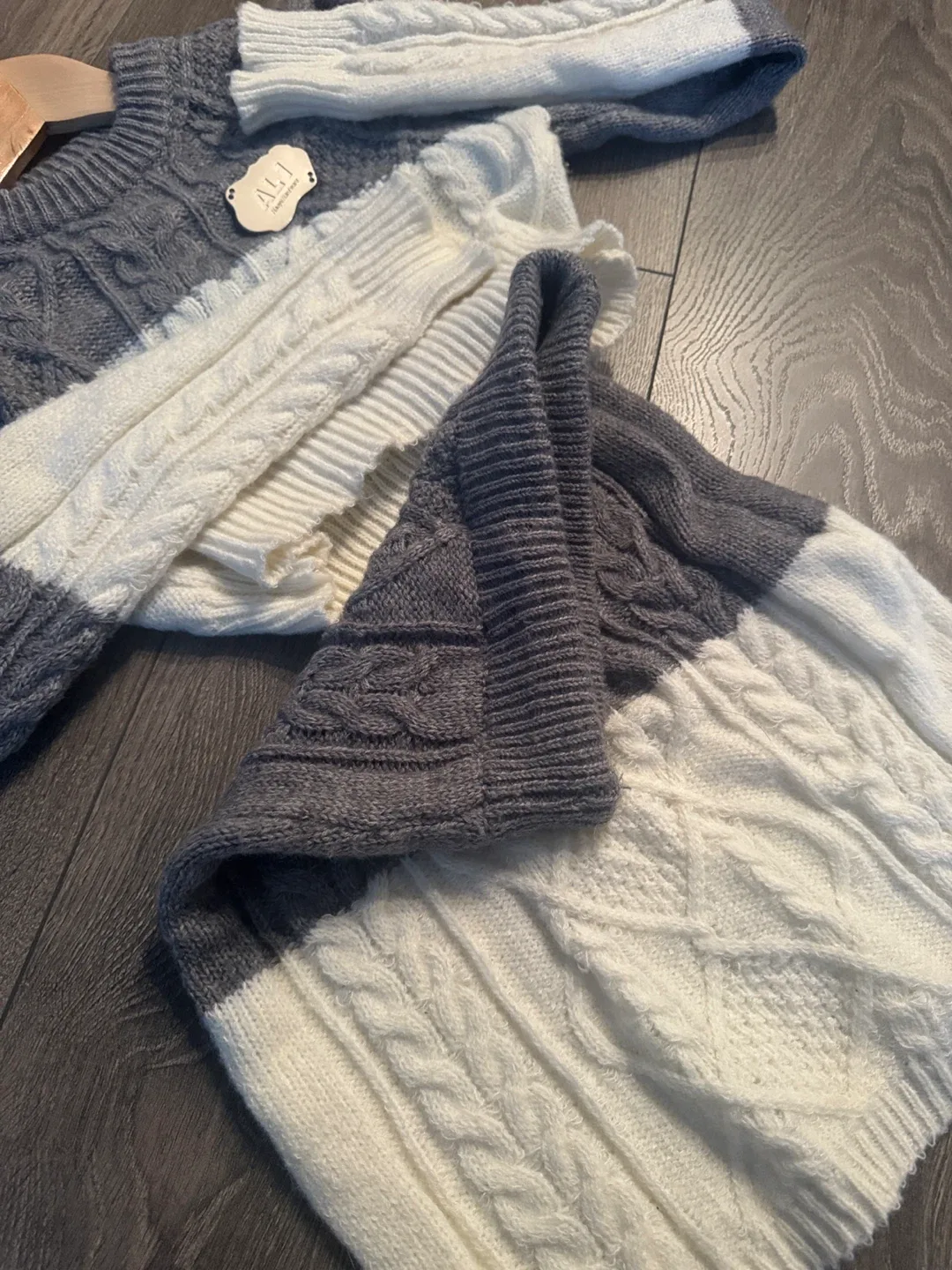 ALI Fashion Wardrobe Grey & White Knit Set image indicator(6)