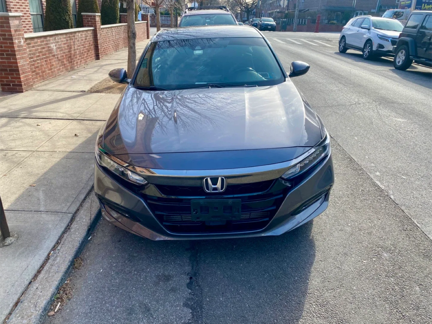 Honda Accord Sedan - Gray image indicator(3)